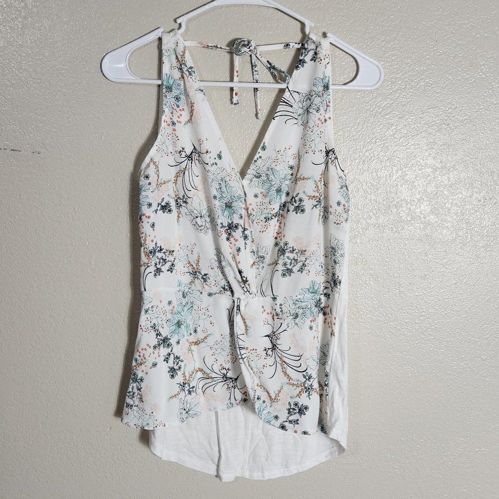 Maurices Gorgeous Tank Top Floral Pattern Size S NWT High Low Hem